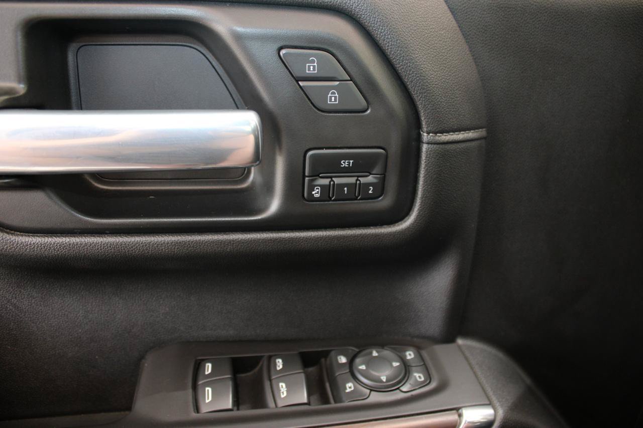 Used 2021 GMC Sierra 1500 SLT w/ SLT Premium Plus Package AWD/4WD image 25