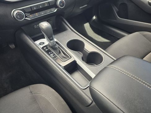 Used 2025 Nissan Altima 2.5 S image 16