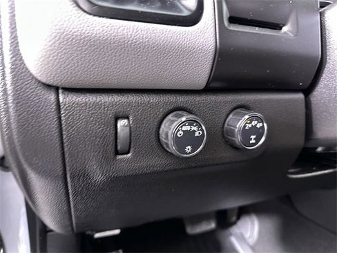 Used 2019 Chevrolet Colorado W/T w/ Custom Special Edition image 18