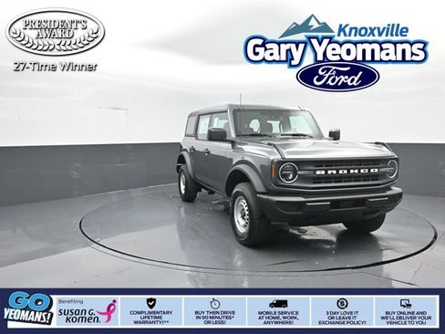New 2025 Ford Bronco 4-Door image 1