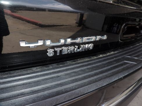 Used 2021 GMC Yukon SLT w/ SLT Luxury Plus Package RWD image 20