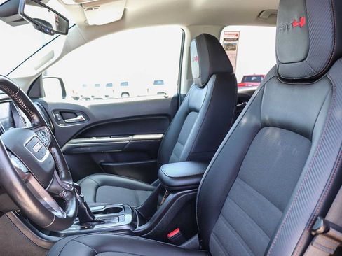 Used 2022 GMC Canyon AT4 w/ Driver Alert Package AWD/4WD image 17