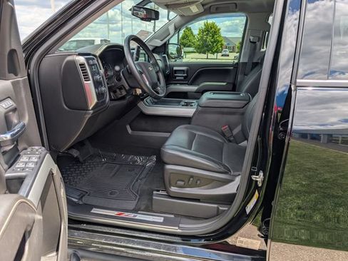 Used 2018 Chevrolet Silverado 1500 LTZ Z71 w/ Redline Edition AWD/4WD image 11