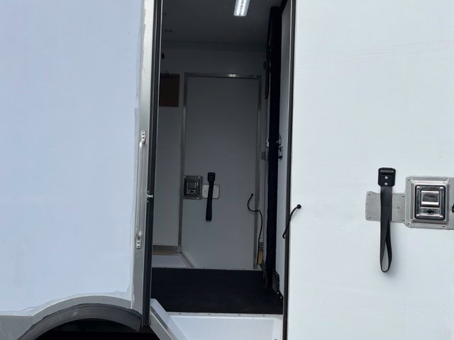 Used 2023 Ford E-350 and Econoline 350 Super Duty w/ Power Windows & Locks Group RWD image 3