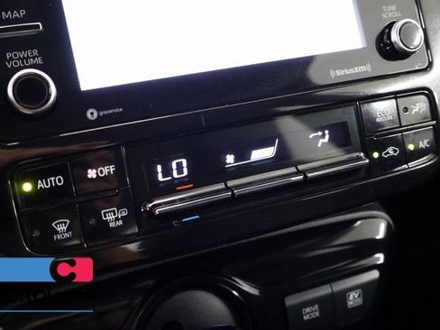 Certified 2022 Toyota Prius LE FWD image 25