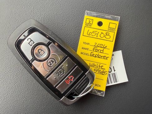 Used 2021 Ford F350 Lariat w/ Chrome Package image 35