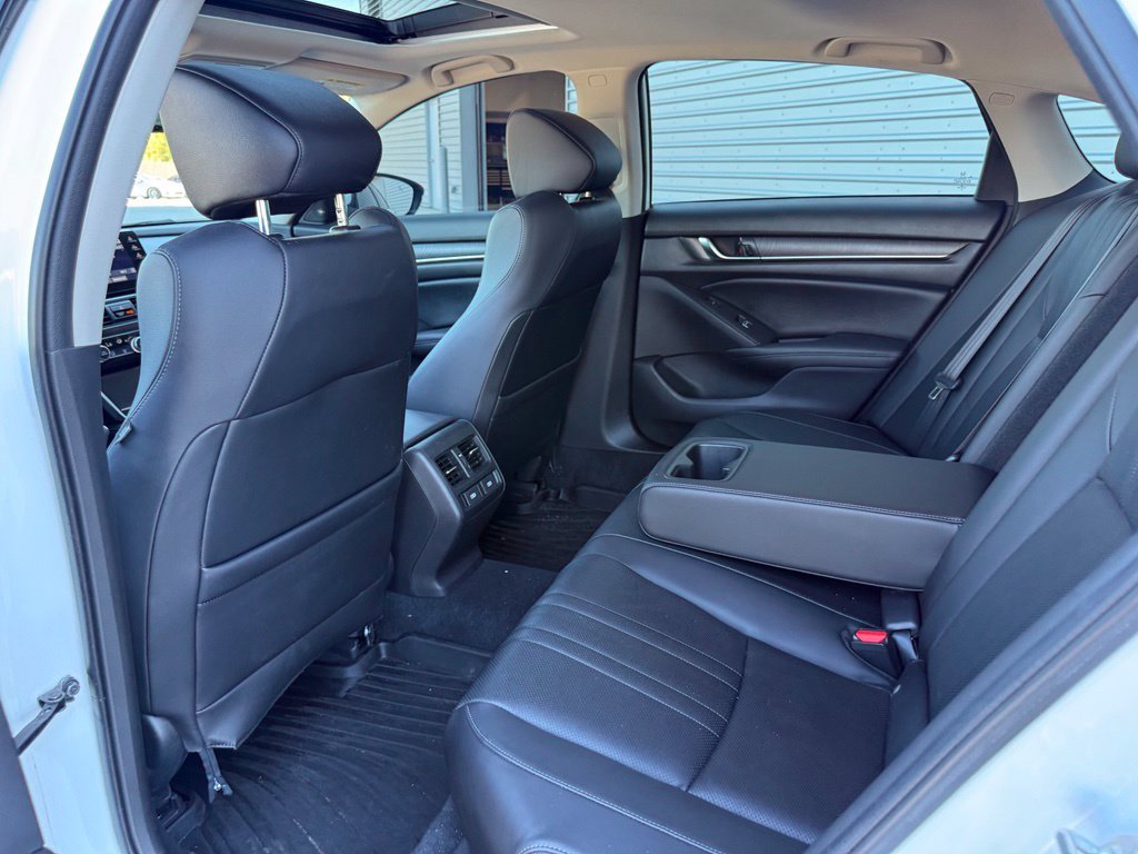 Used 2022 Honda Accord Touring image 20
