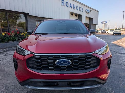 Used 2026 Ford Escape ST-Line w/ Tech Pack #1 AWD/4WD image 5