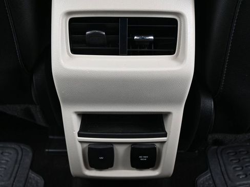 Certified 2020 Ford Edge Titanium FWD image 22