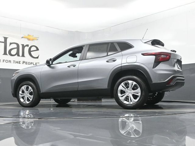 New 2026 Chevrolet Trax LS FWD image 33