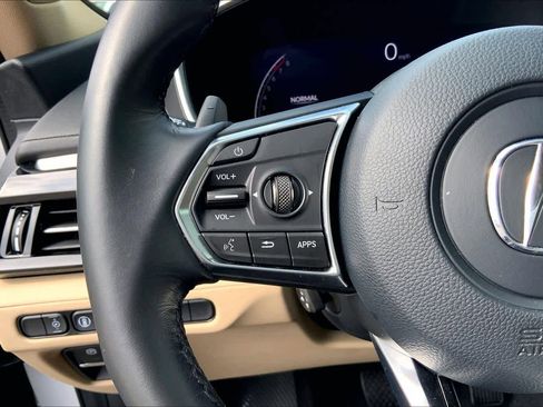 Used 2023 Acura MDX SH-AWD w/ Technology Package image 22