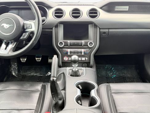 Used 2022 Ford Mustang GT Premium RWD image 11