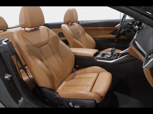 Used 2023 BMW 430i xDrive Convertible w/ M Sport Package AWD/4WD image 19