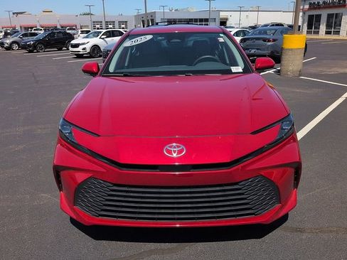 Used 2025 Toyota Camry LE FWD image 2