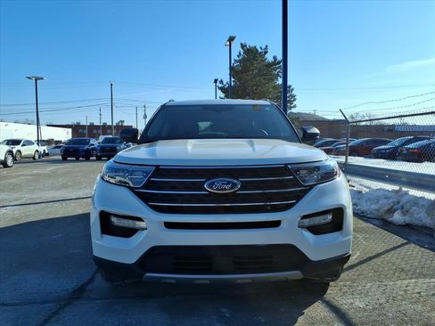 Certified 2023 Ford Explorer XLT w/ Equipment Group 202A image 2