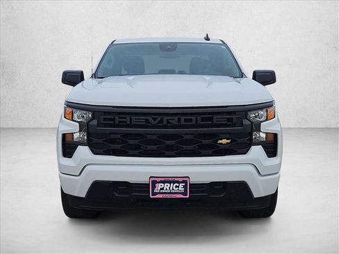 Certified 2025 Chevrolet Silverado 1500 Custom RWD image 2