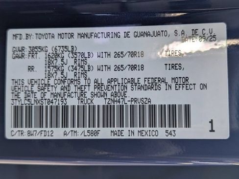 Used 2025 Toyota Tacoma TRD Off-Road AWD/4WD image 27