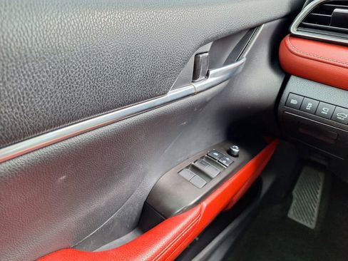 Used 2021 Toyota Camry XSE image 19