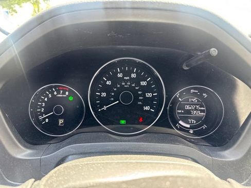 Used 2017 Honda HR-V LX image 19