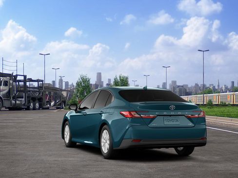 New 2026 Toyota Camry LE FWD image 7