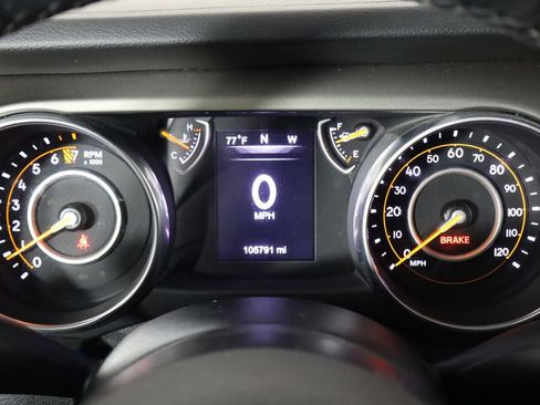 Used 2018 Jeep Wrangler Unlimited Sport S AWD/4WD image 11