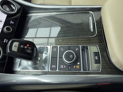 Used 2022 Land Rover Range Rover Sport HSE Silver Edition image 34
