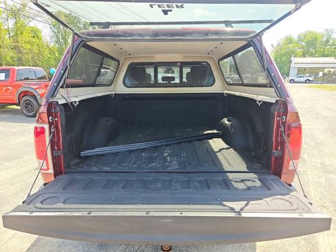 Used 2018 RAM 2500 Laramie w/ Convenience Group AWD/4WD image 28
