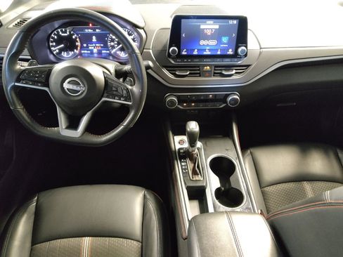 Used 2025 Nissan Altima 2.5 SR FWD image 22