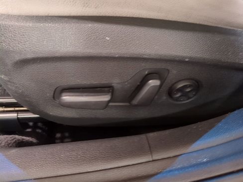 Used 2019 Hyundai Sonata Limited w/ Ultimate Package 04 image 17