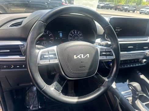 Used 2022 Kia Telluride S AWD/4WD image 27