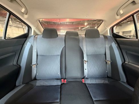 Used 2025 Nissan Versa SV image 33