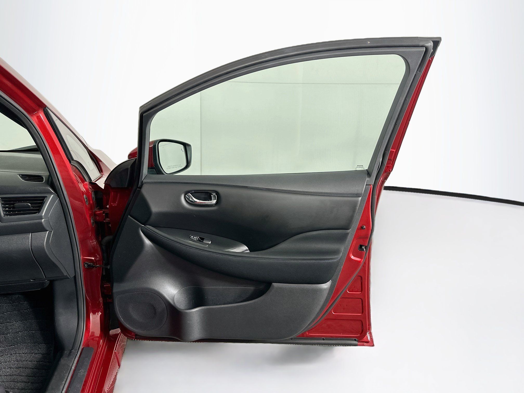 Used 2021 Nissan Leaf SV w/ SV Technology Package FWD image 32
