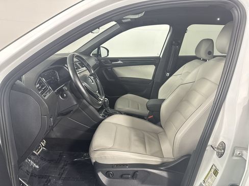 Used 2021 Volkswagen Tiguan SEL Premium R-Line AWD/4WD image 26