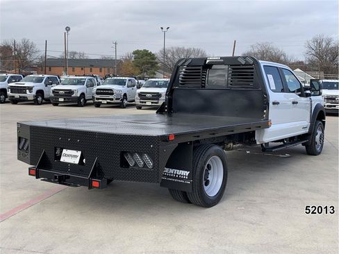 Used 2025 Ford F550 4x4 Crew Cab image 2