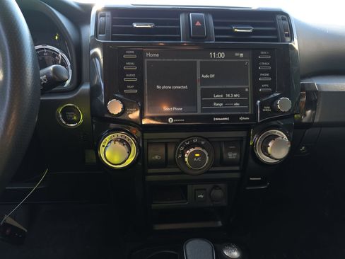 Used 2021 Toyota 4Runner TRD Off-Road Premium image 17