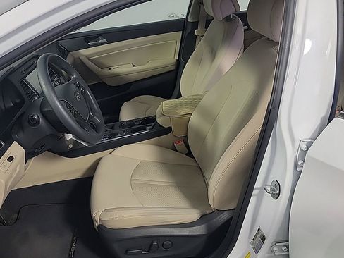 Used 2017 Hyundai Sonata Sport FWD image 18