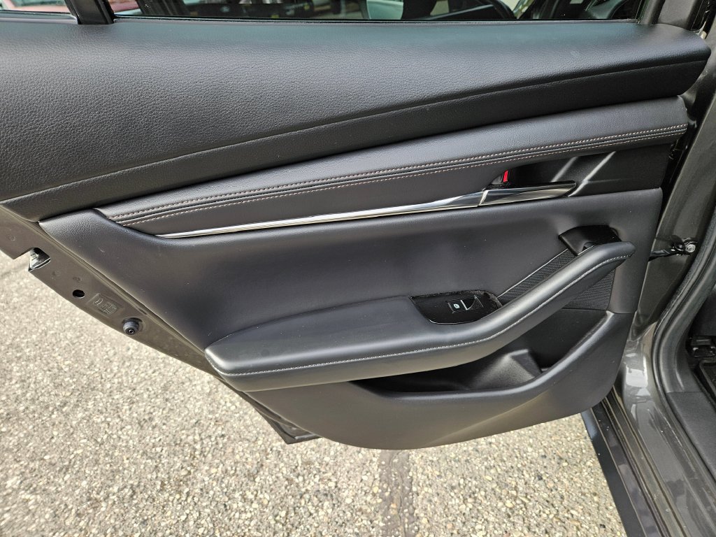 Used 2020 MAZDA MAZDA3 Sedan w/ Premium Package FWD image 14