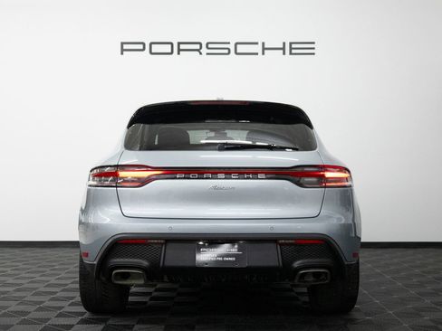 Certified 2025 Porsche Macan AWD/4WD image 3