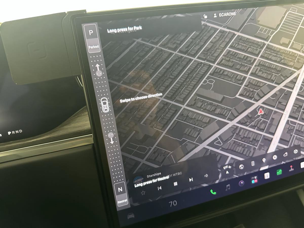 Used 2022 Tesla Model X AWD/4WD image 33