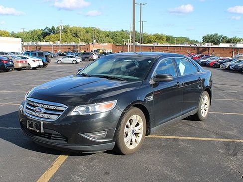 Used 2011 Ford Taurus SEL w/ 201A Rapid Spec Order Code FWD image 2