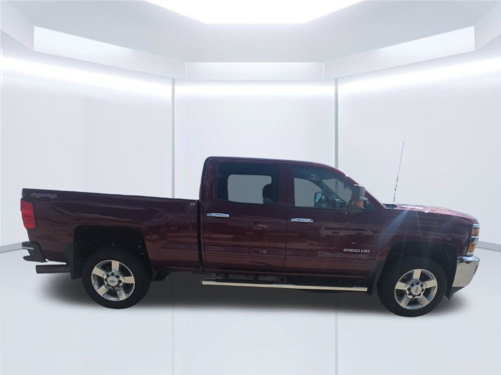 Used 2017 Chevrolet Silverado 2500 LT w/ LT Convenience Package AWD/4WD image 6