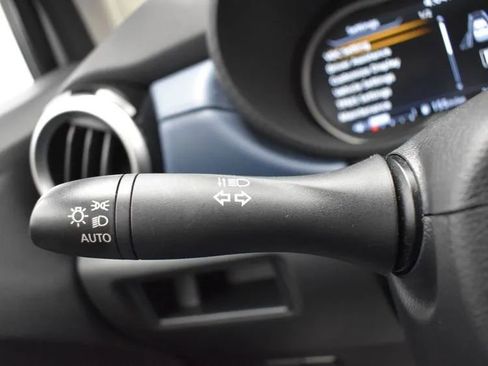 Used 2025 Nissan Versa SV image 23