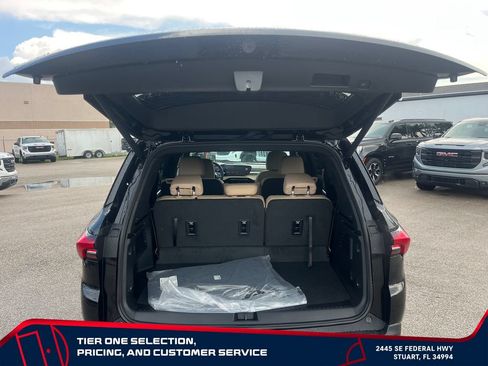 New 2026 Buick Enclave Preferred FWD image 10