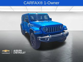 Used 2024 Jeep Wrangler Unlimited Sahara AWD/4WD video 1