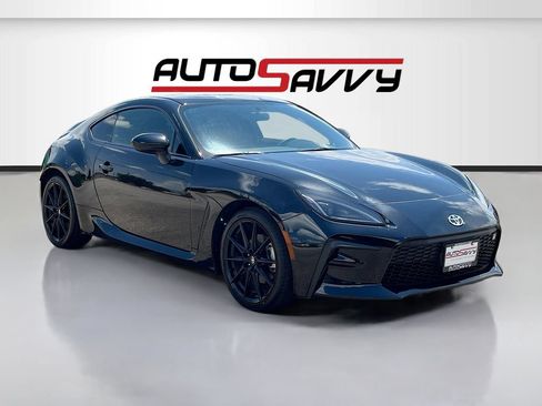 Used 2023 Toyota GR86 Premium w/ ALL Weather Mat Package (TMS) RWD image 1