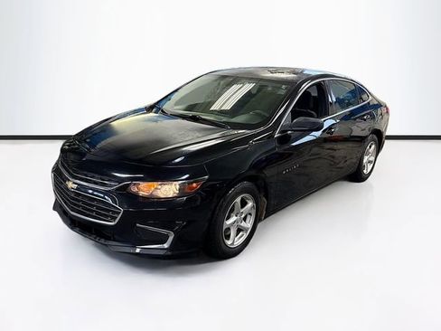 Used 2017 Chevrolet Malibu LS image 1