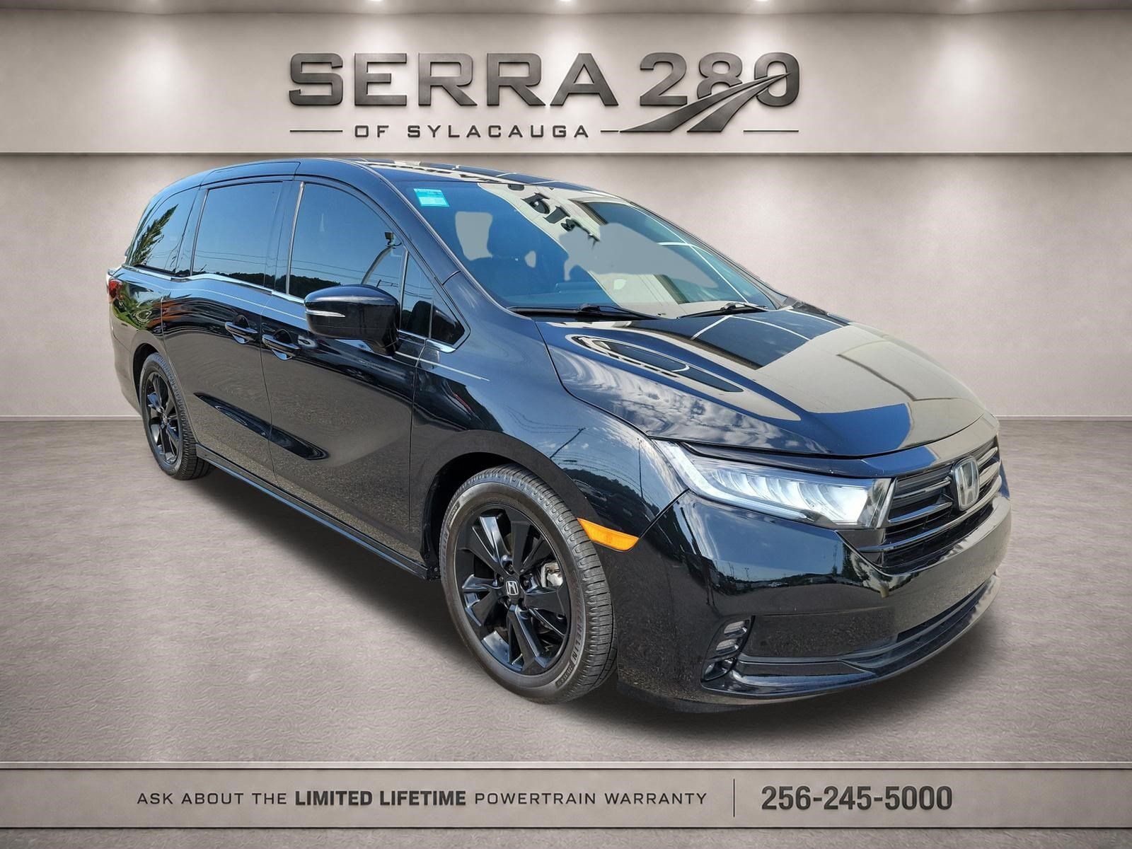 Used 2023 Honda Odyssey Sport image 1