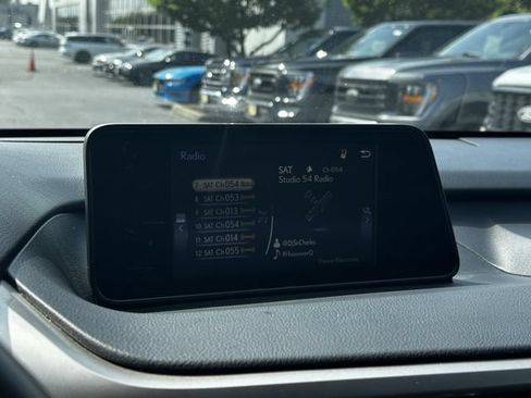 Used 2017 Lexus RX 350 AWD w/ Premium Package image 21