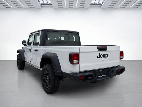 New 2026 Jeep Gladiator Sport AWD/4WD image 5