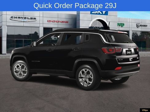 New 2025 Jeep Compass Latitude image 4